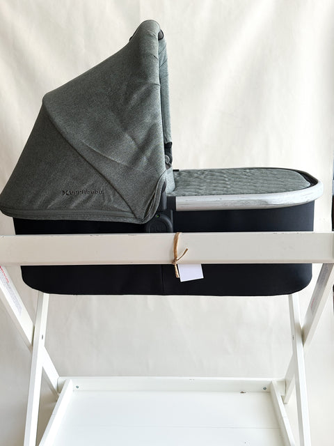 ♻ Uppababy Bassinet + Stand No 40496