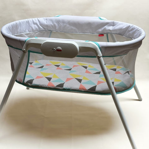 Fisher Price Stow N’ Go Bassinet