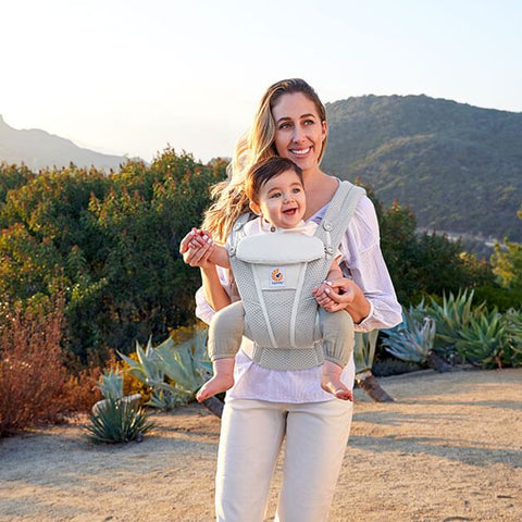 ergobaby omni breeze baby carrier in pearl grey